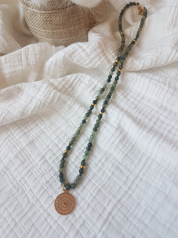 Collier en pierre de jade 4mm